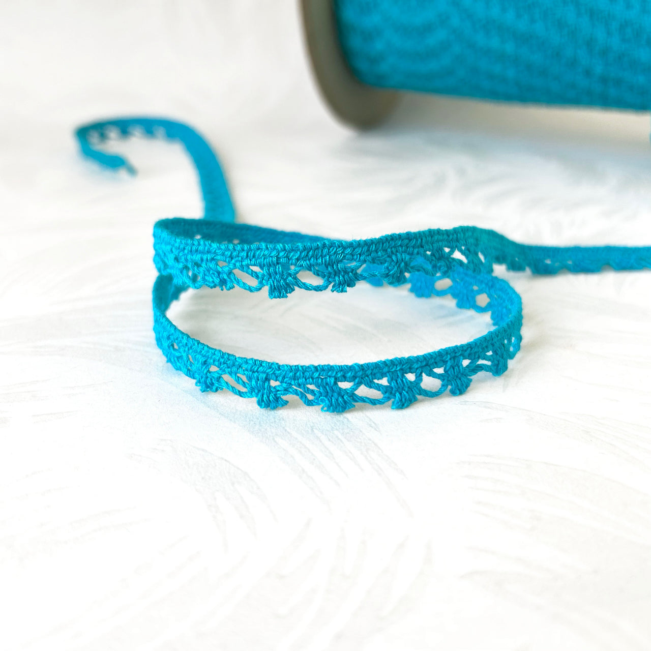 Peacock_Blue_Cotton_Cluny_Lace