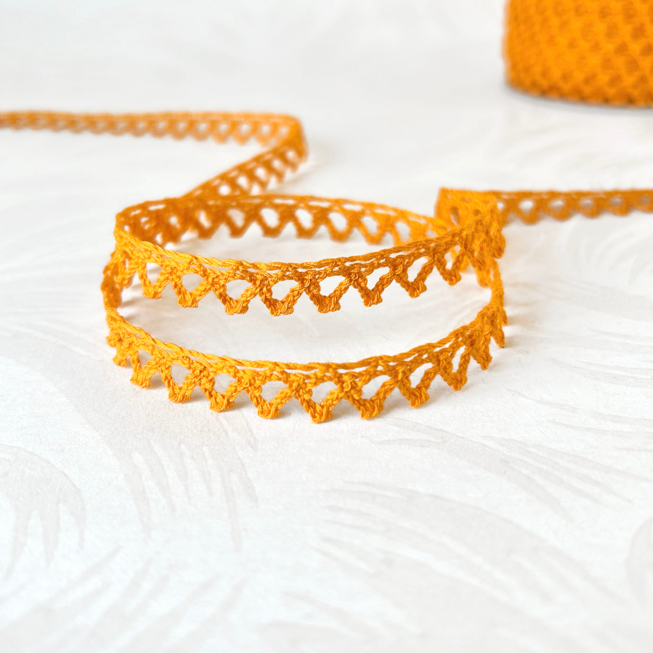 Gold_Cotton_Cluny_Lace