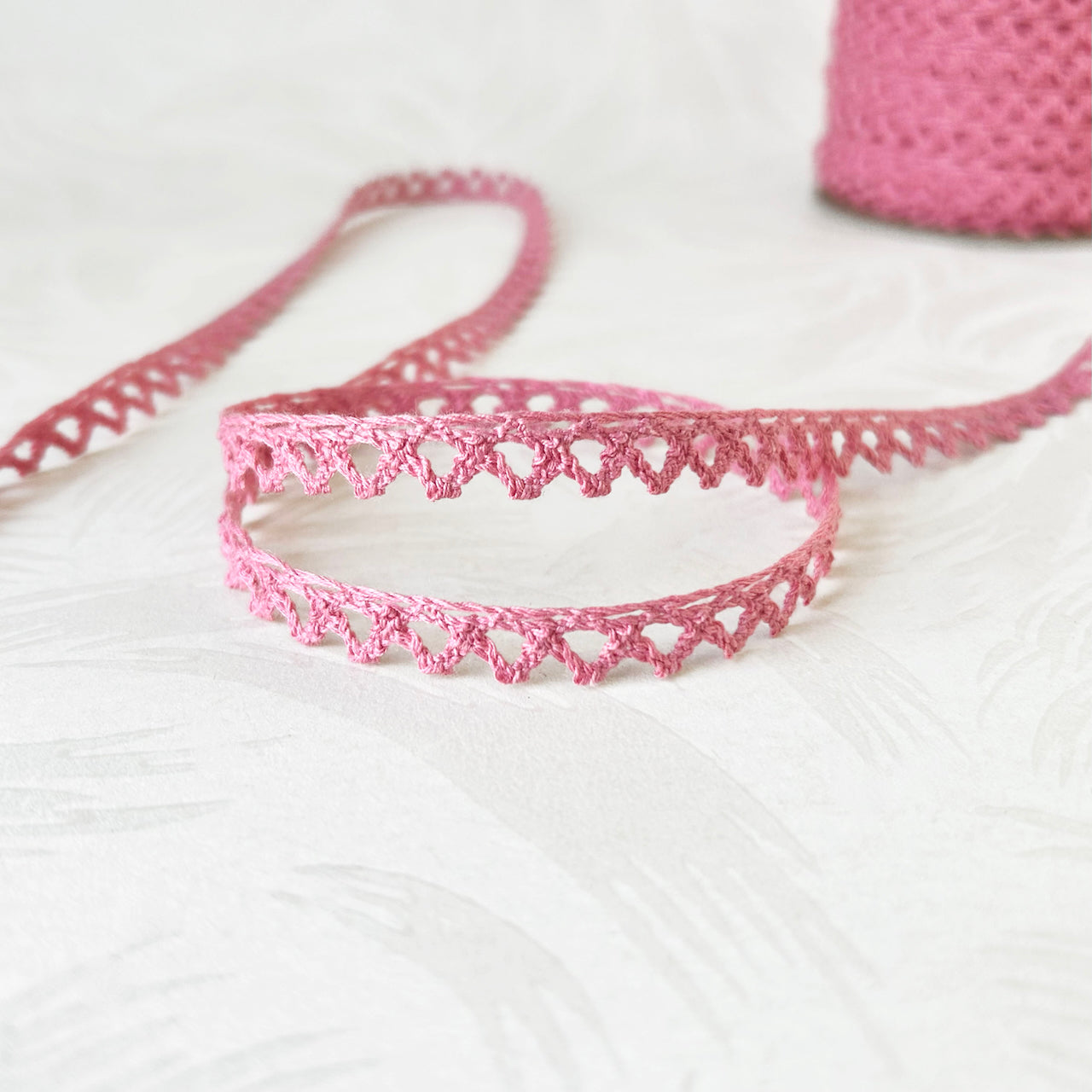 Pink_Cotton_Cluny_Lace