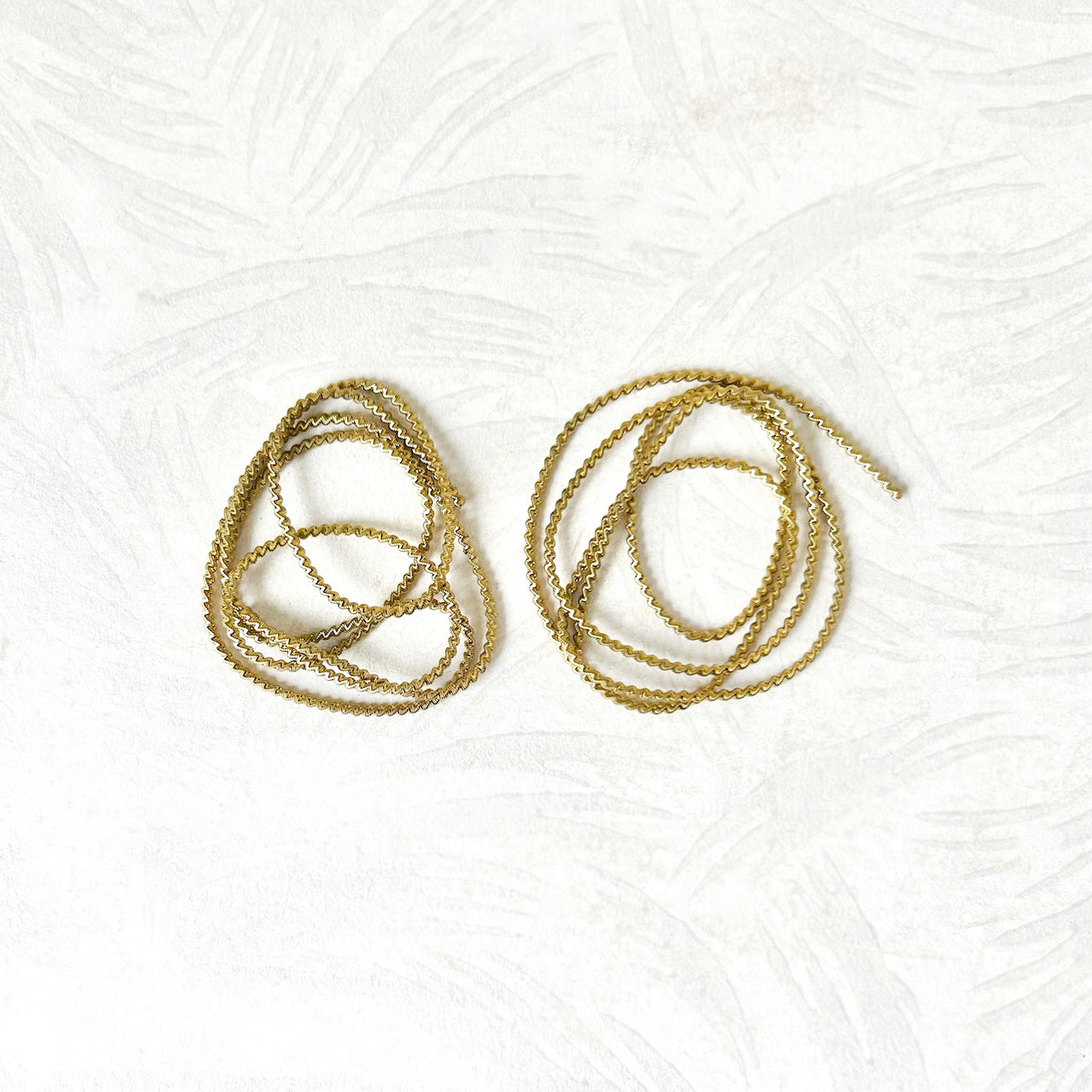 Crinkle_Wire_Bouillon
