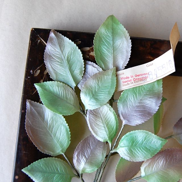 Pearlized Satin Vintage Millinery Leaves