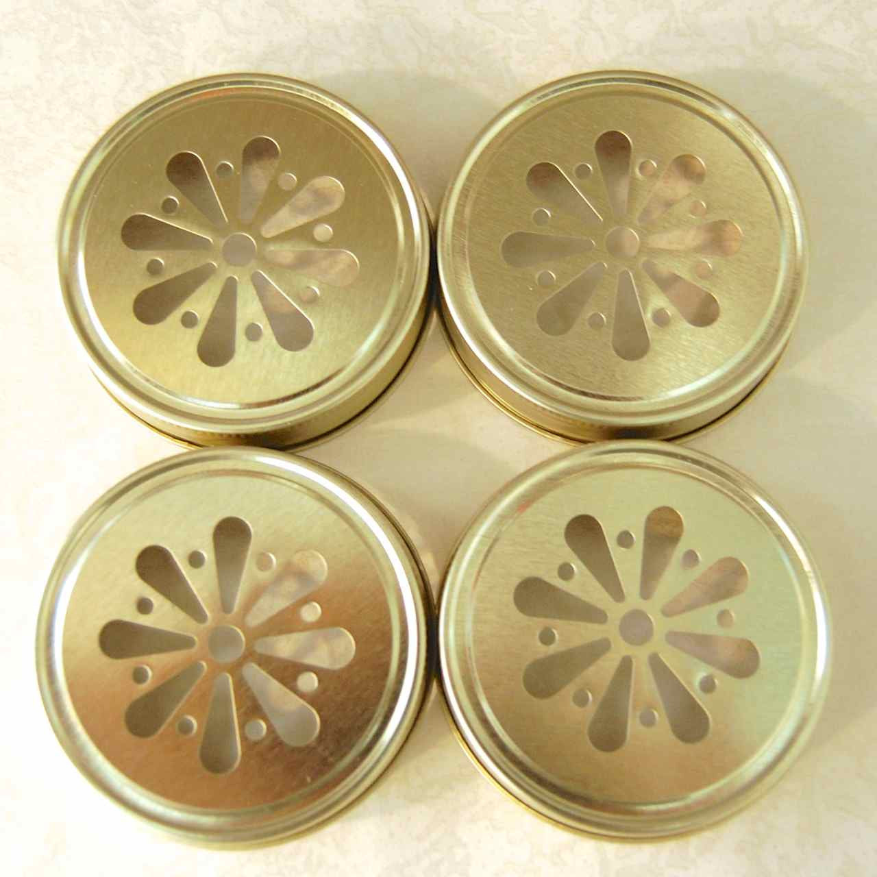 Mason Jar with Daisy Lid