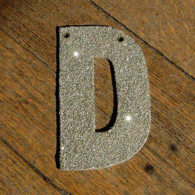 Glitter-letter-D