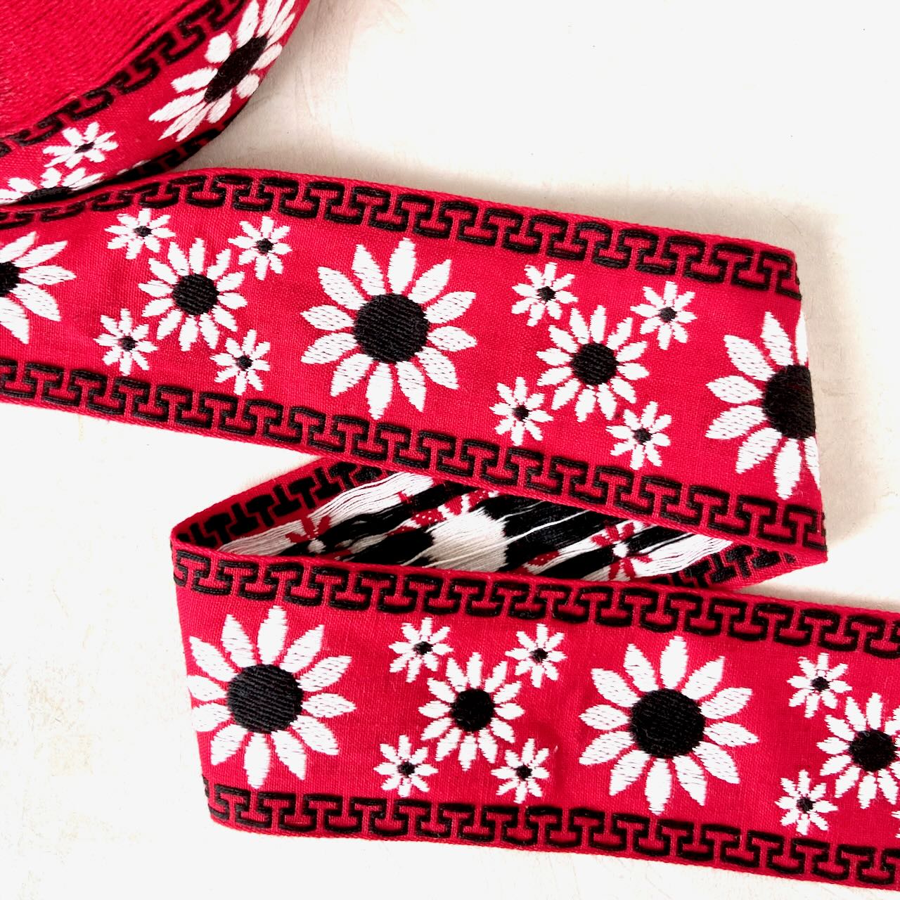 Daisy_Jacquard_Ribbon