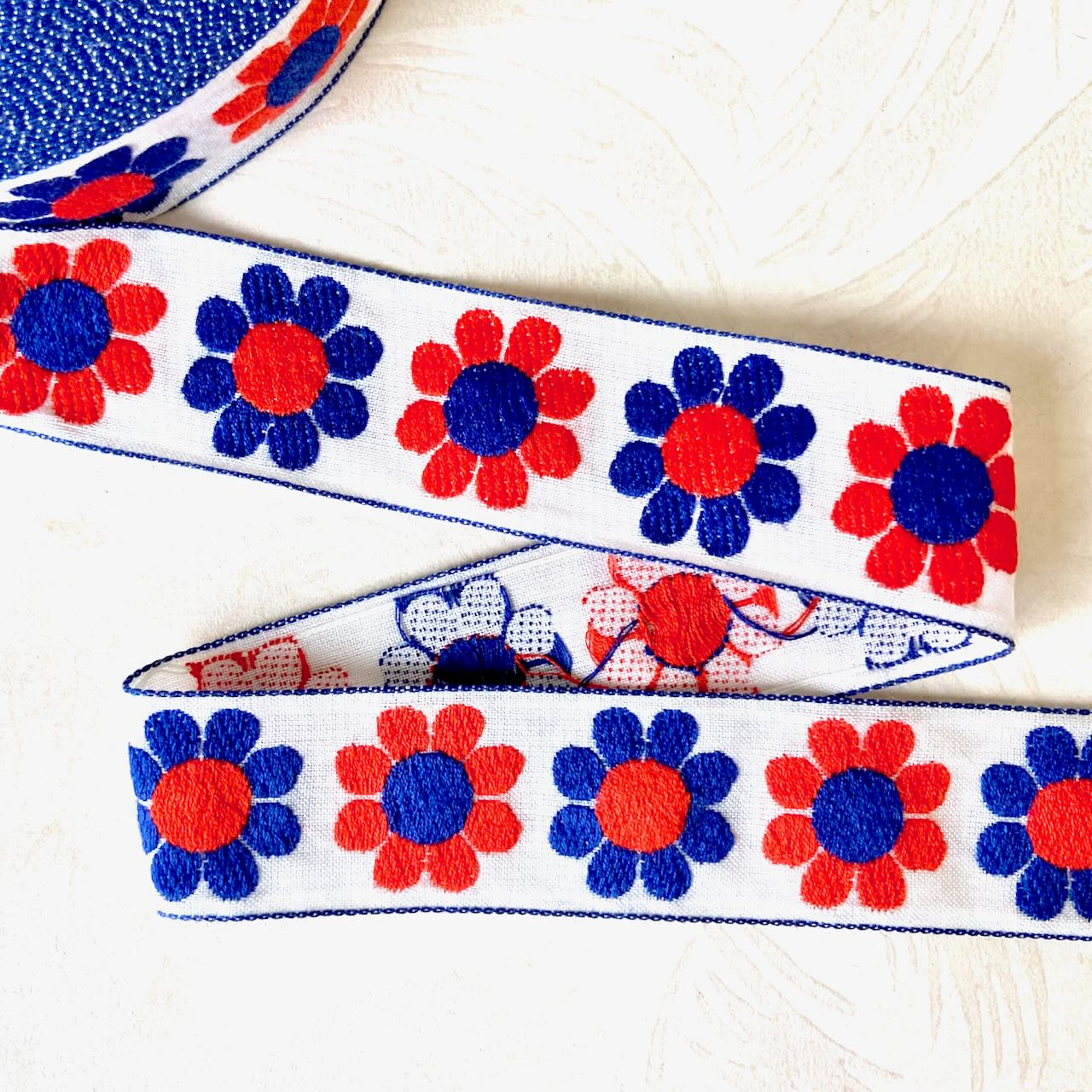 Daisy_Jacquard_Ribbon