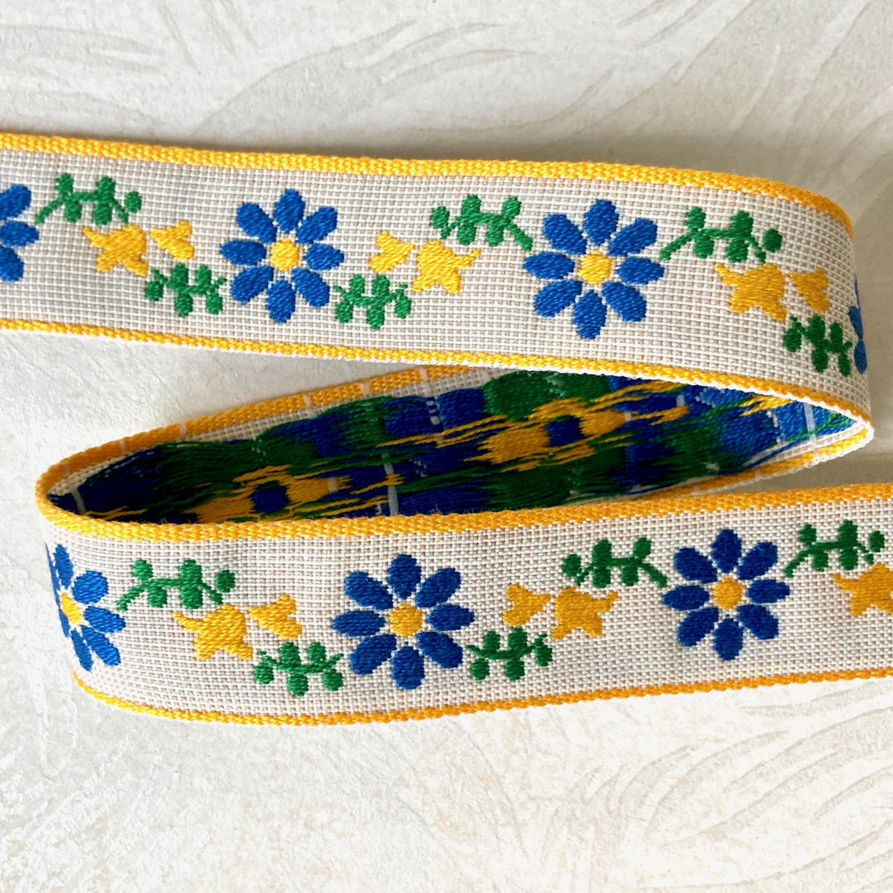 Daisy_Jacquard_Ribbon_Blue_Yellow