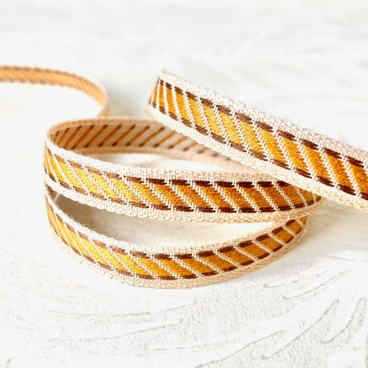 Diagonal_Stripe_Jacquard_Ribbon