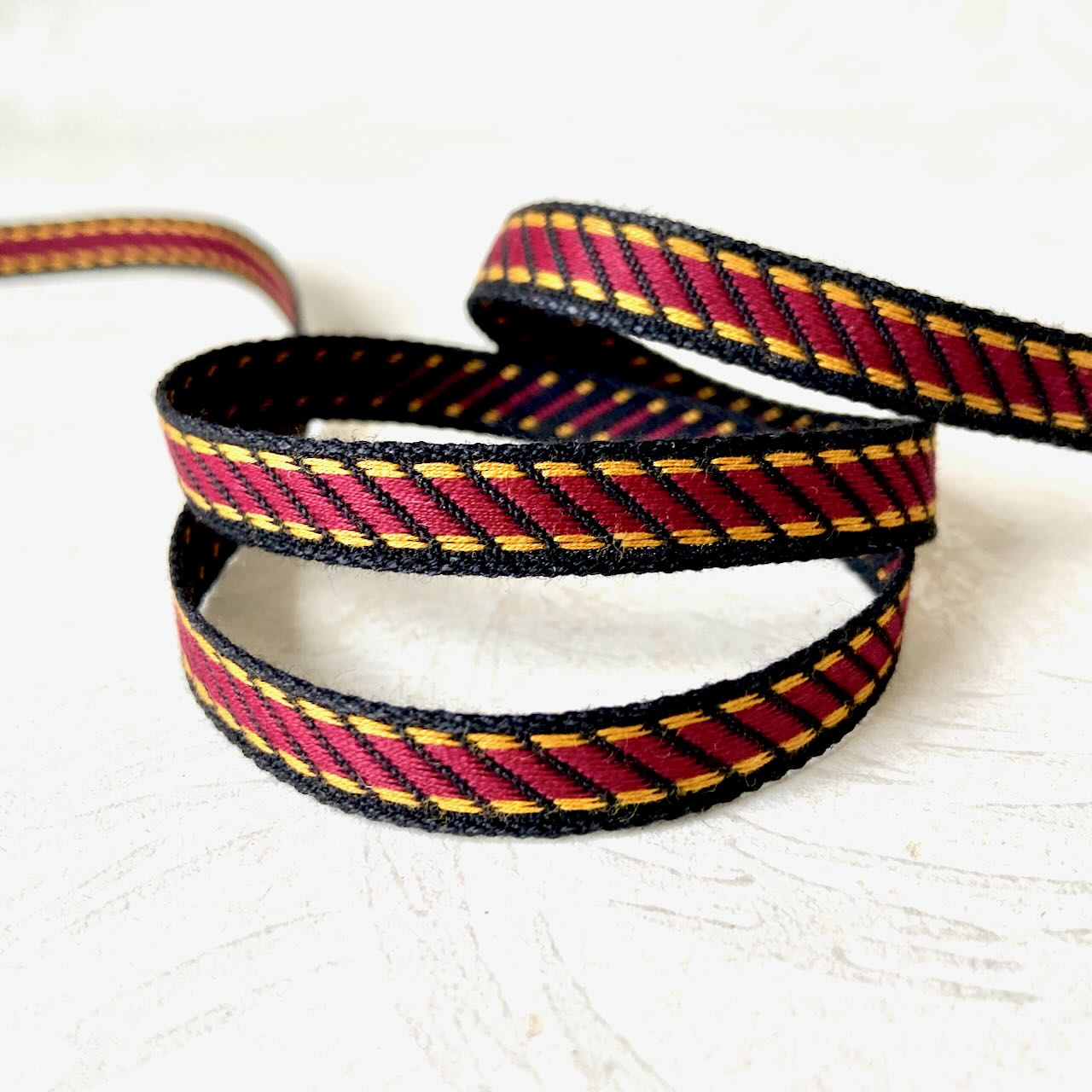 Diagonal_Stripe_Jacquard_Ribbon