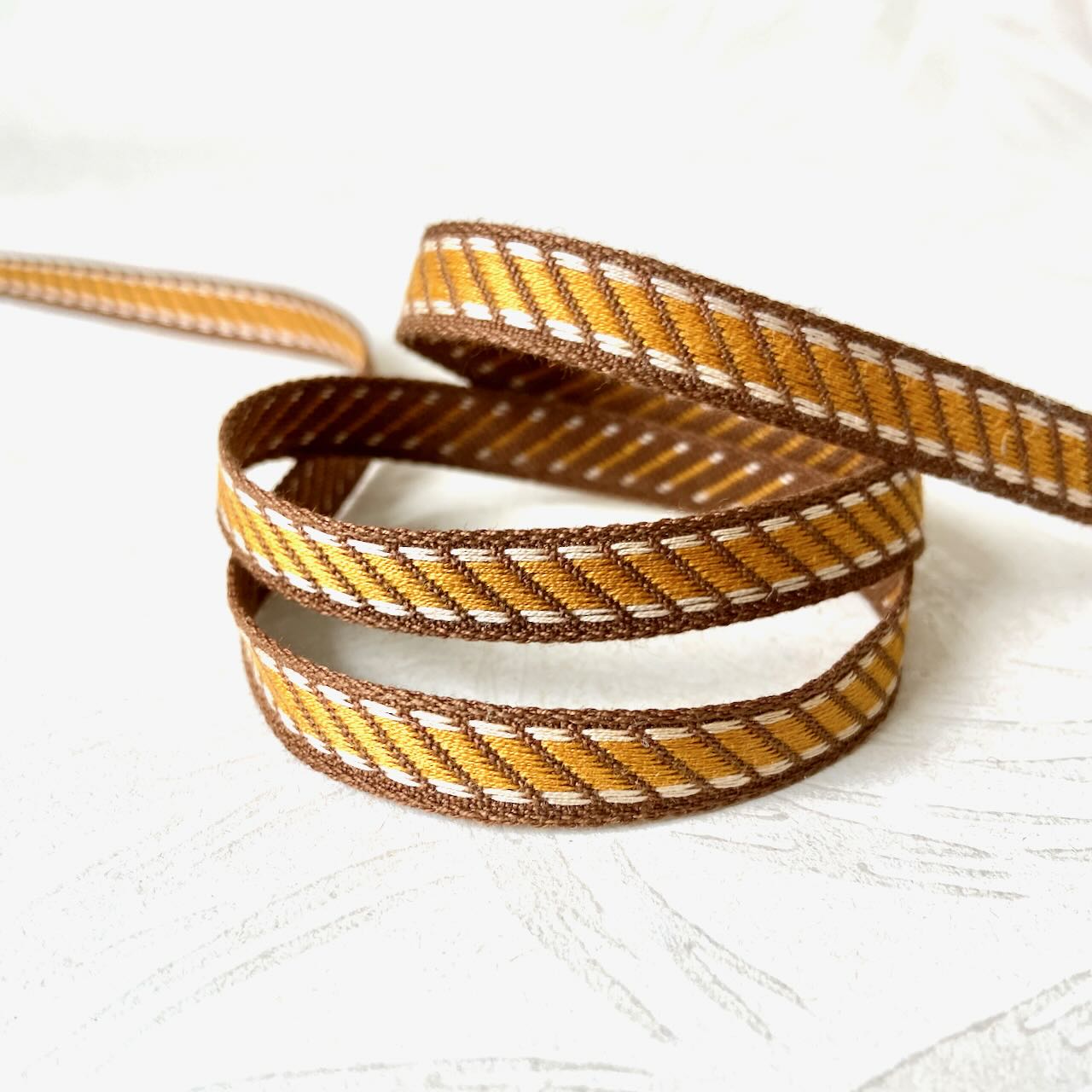 Diagonal_Stripe_Jacquard_Ribbon