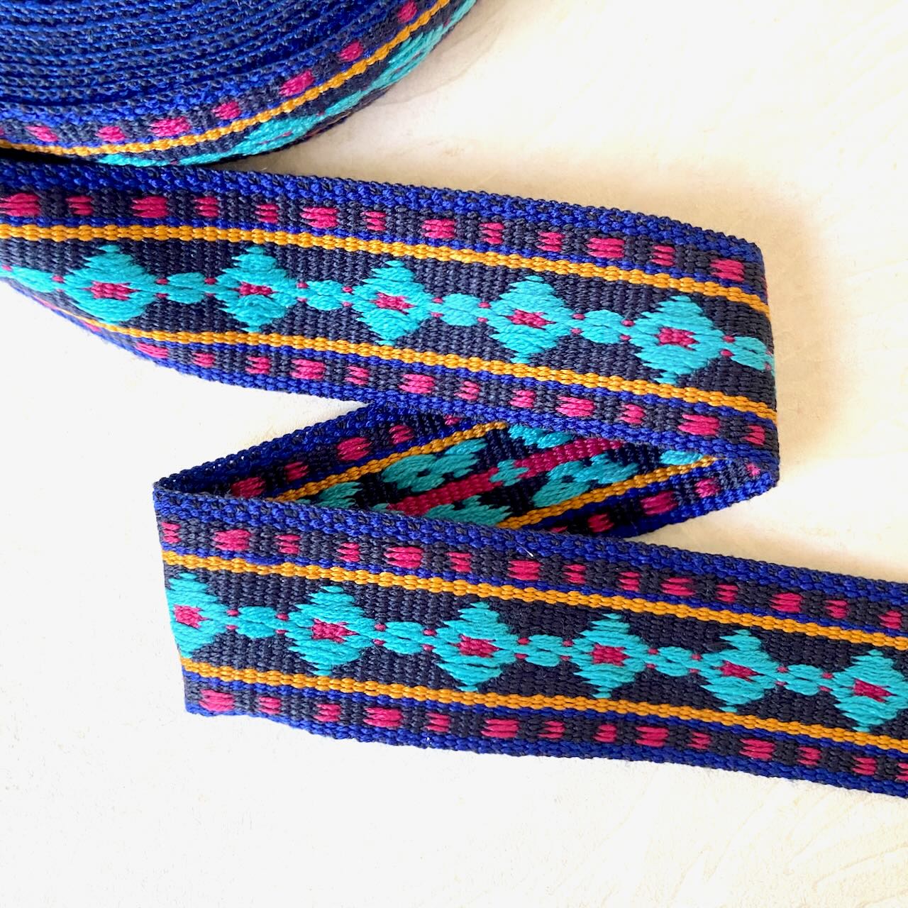 Diamond_Chain_Jacquard_Ribbon