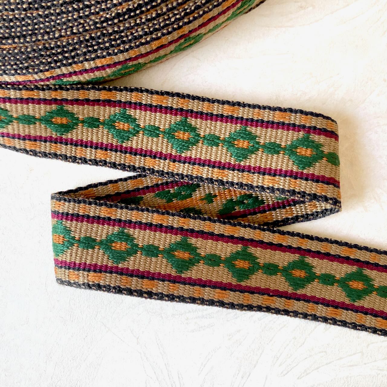 Diamond_Chain_Jacquard_Ribbon