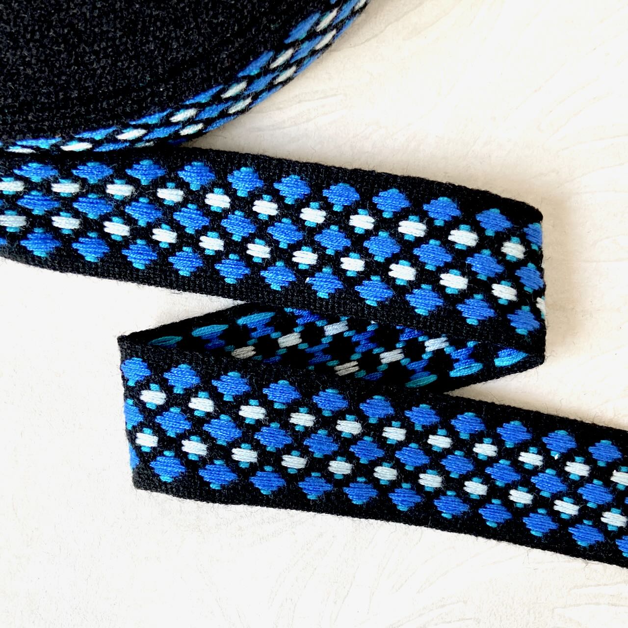 Diamond_Jacquard_Ribbon