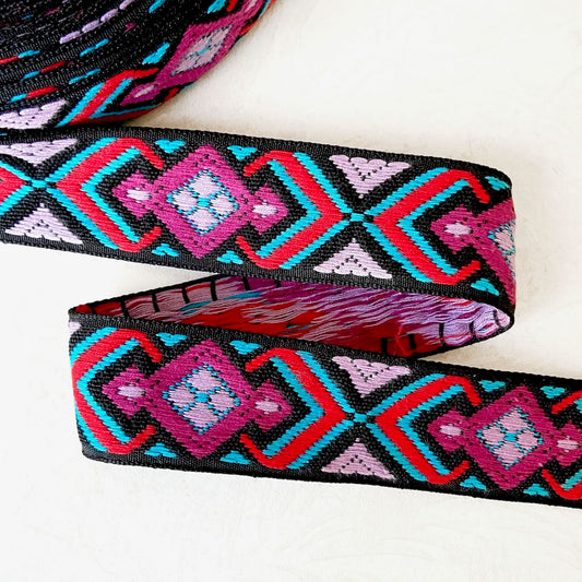 Diamond_Vision_Jacquard_Ribbon