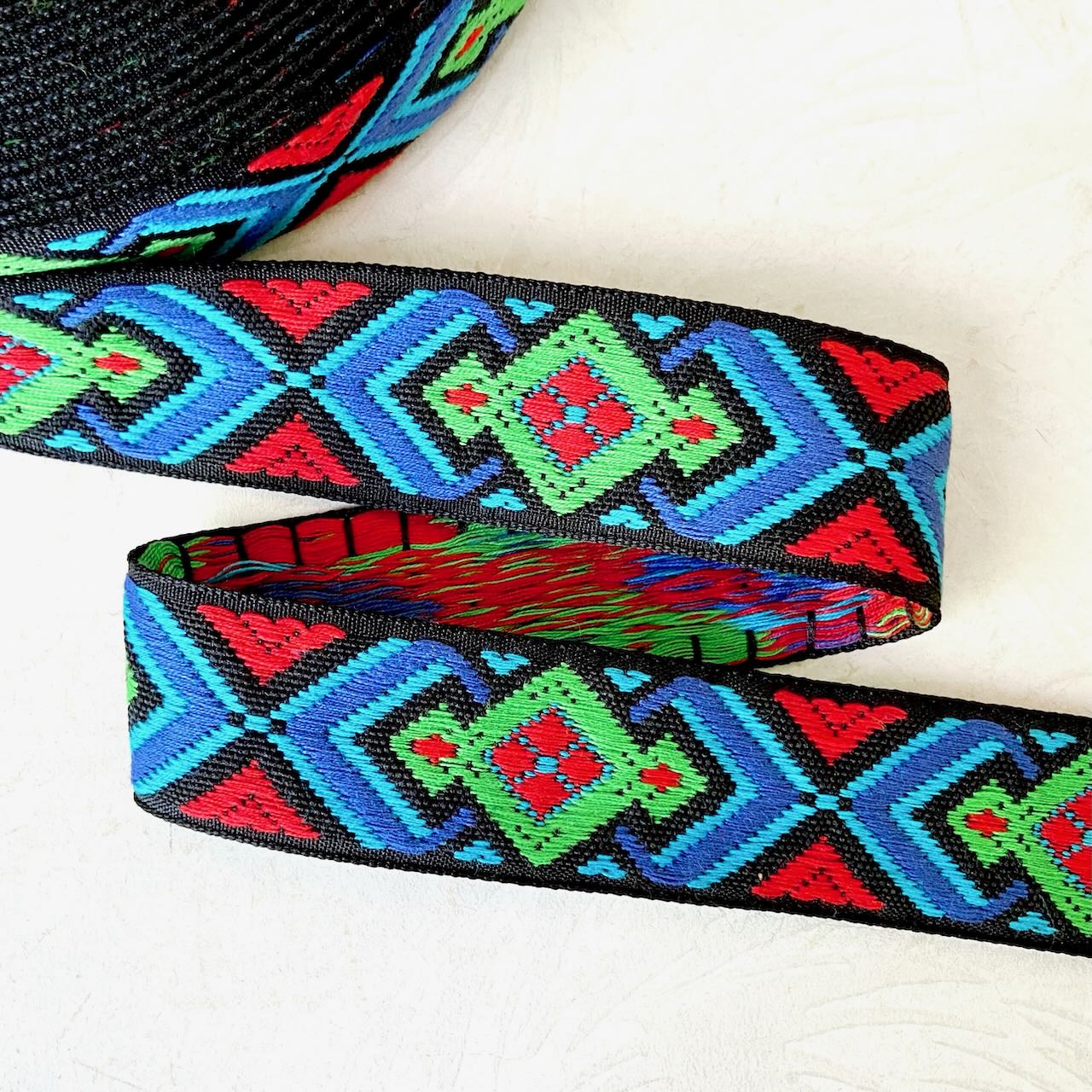 Diamond_Vision_Jacquard_Ribbon