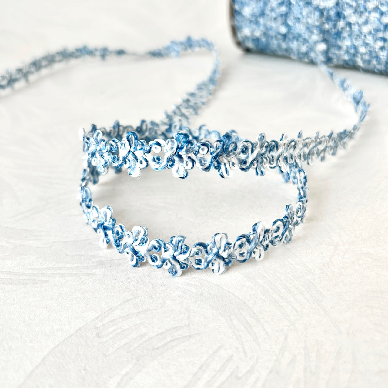 Double_Loop_Rococo_Braid