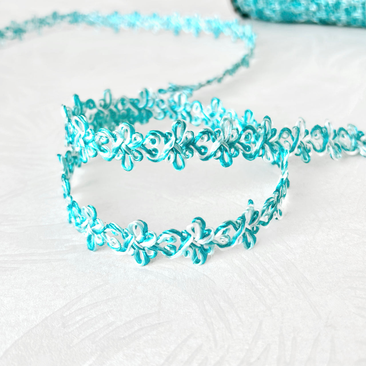 Double_Loop_Rococo_Braid