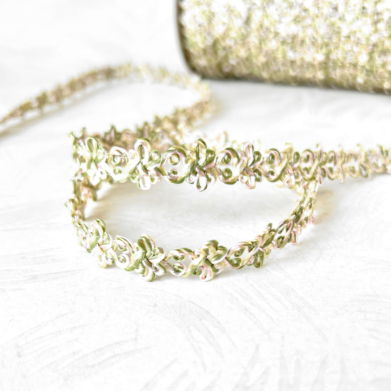 Double_Loop_Rococo_Braid