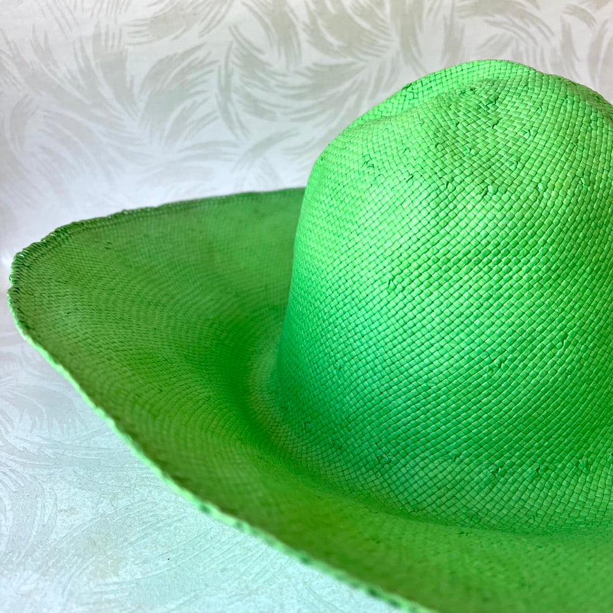 Woven Paper Body (Capeline)