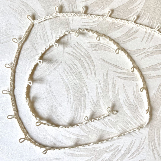 Elastic_Button_Loop_Off_White