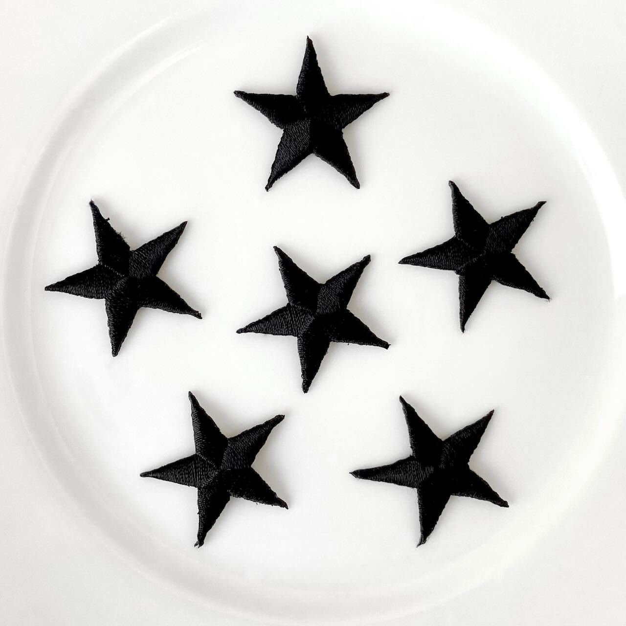 Embroidered_Star_Applique
