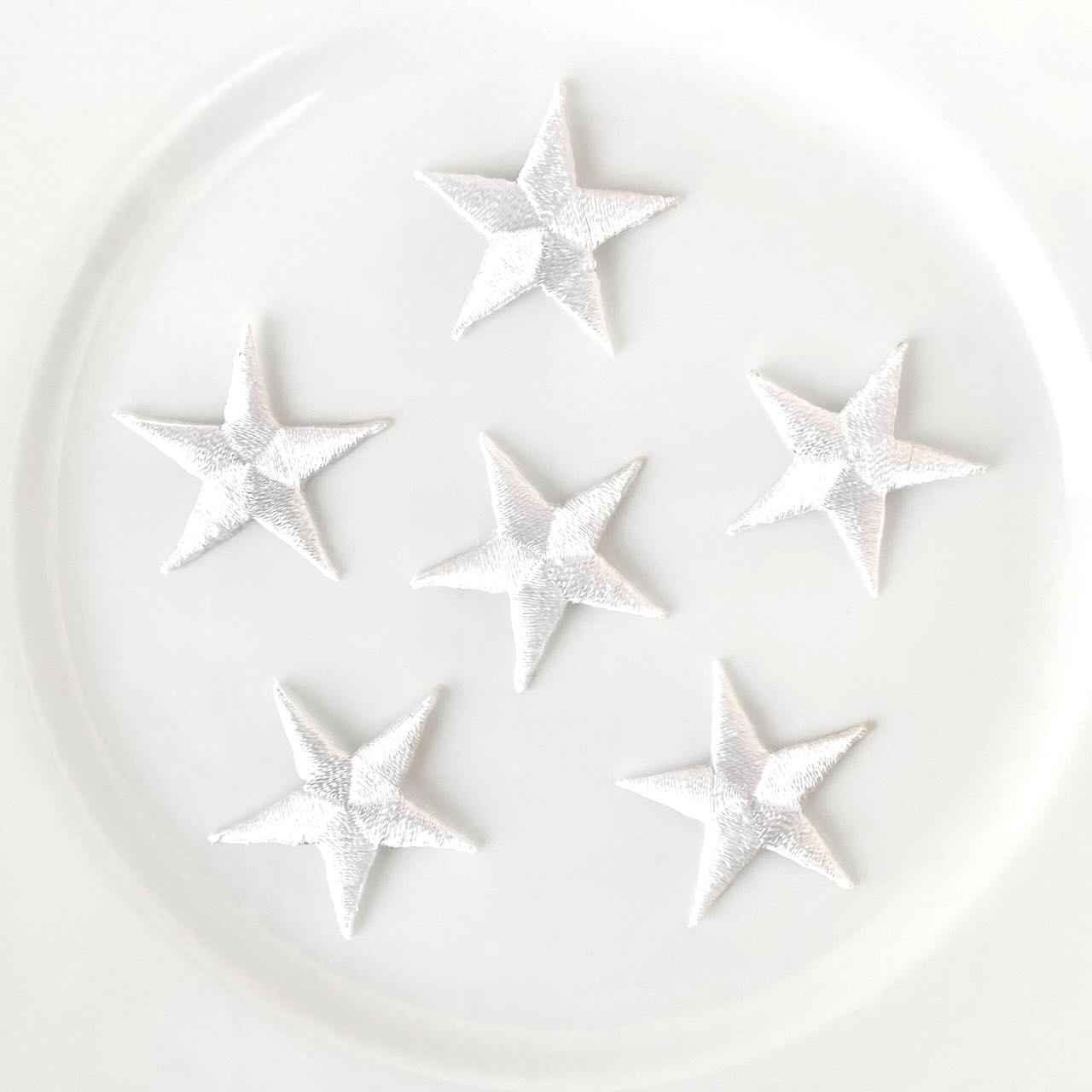 Embroidered_Star_Applique