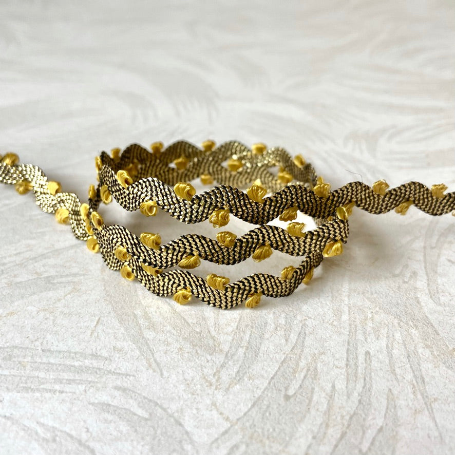 Metallic_Wave_Picot_Braid
