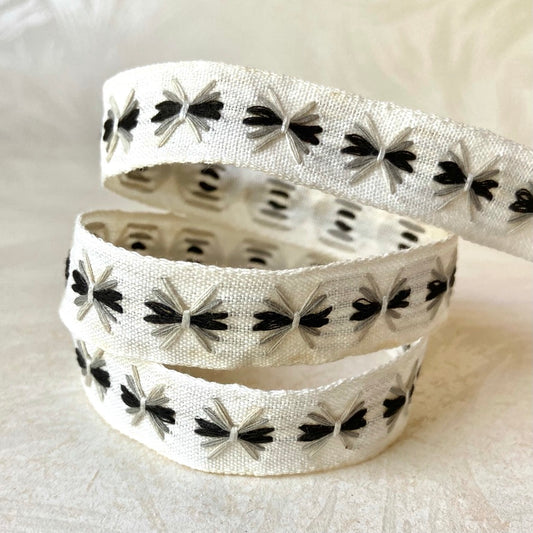 Butterfly_Jacquard_Ribbon