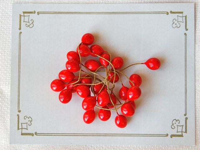 Loose Red Vintage Berries