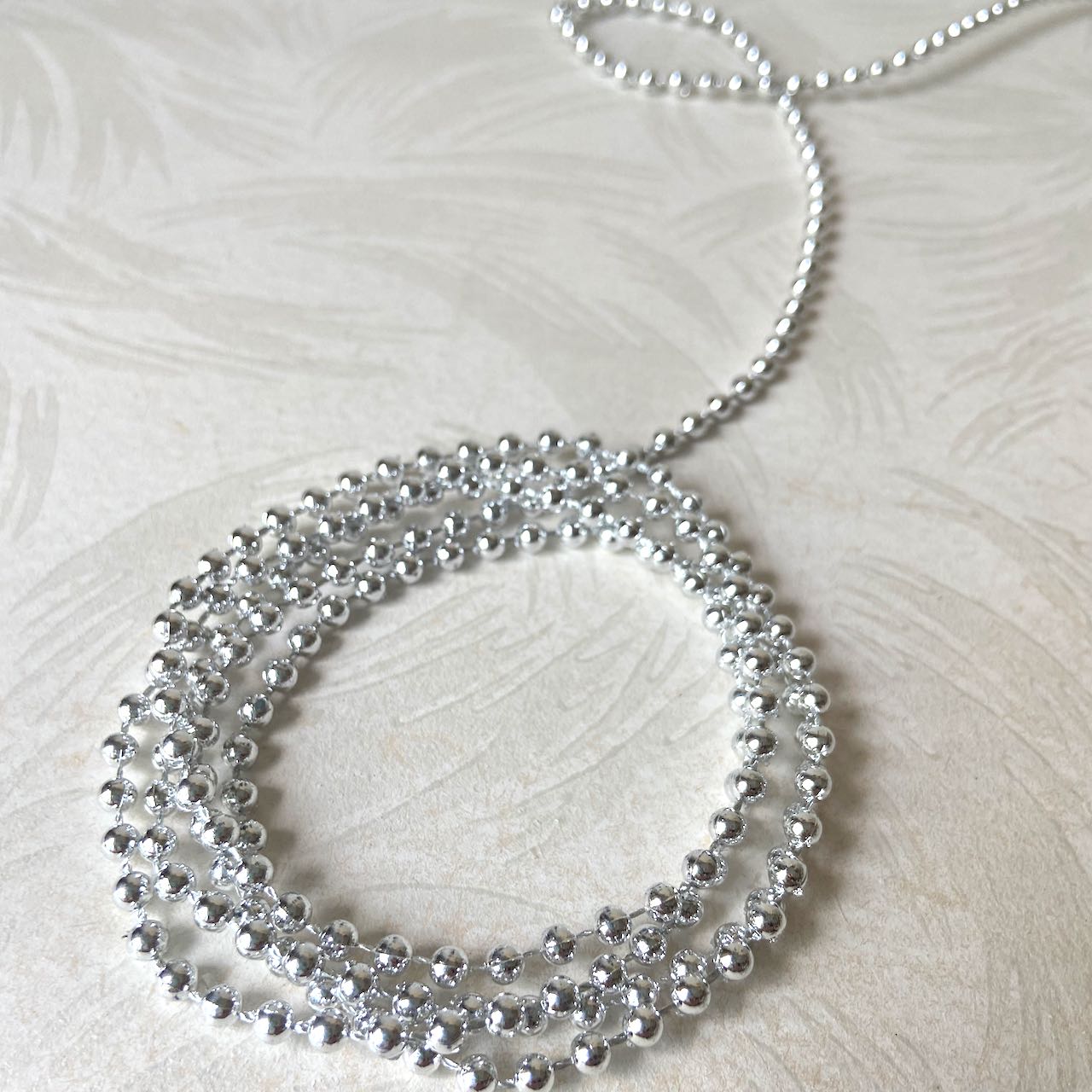 Faux_Pearls_Silver