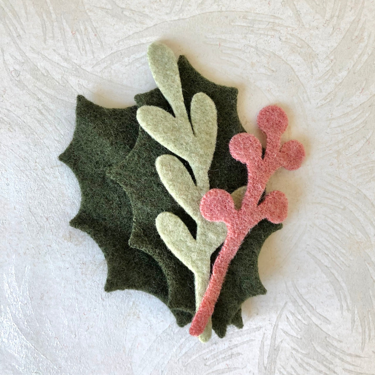 Holly Mistletoe Felted Wool Set