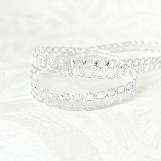 Fine_Line_Metallic_Loop_Braid