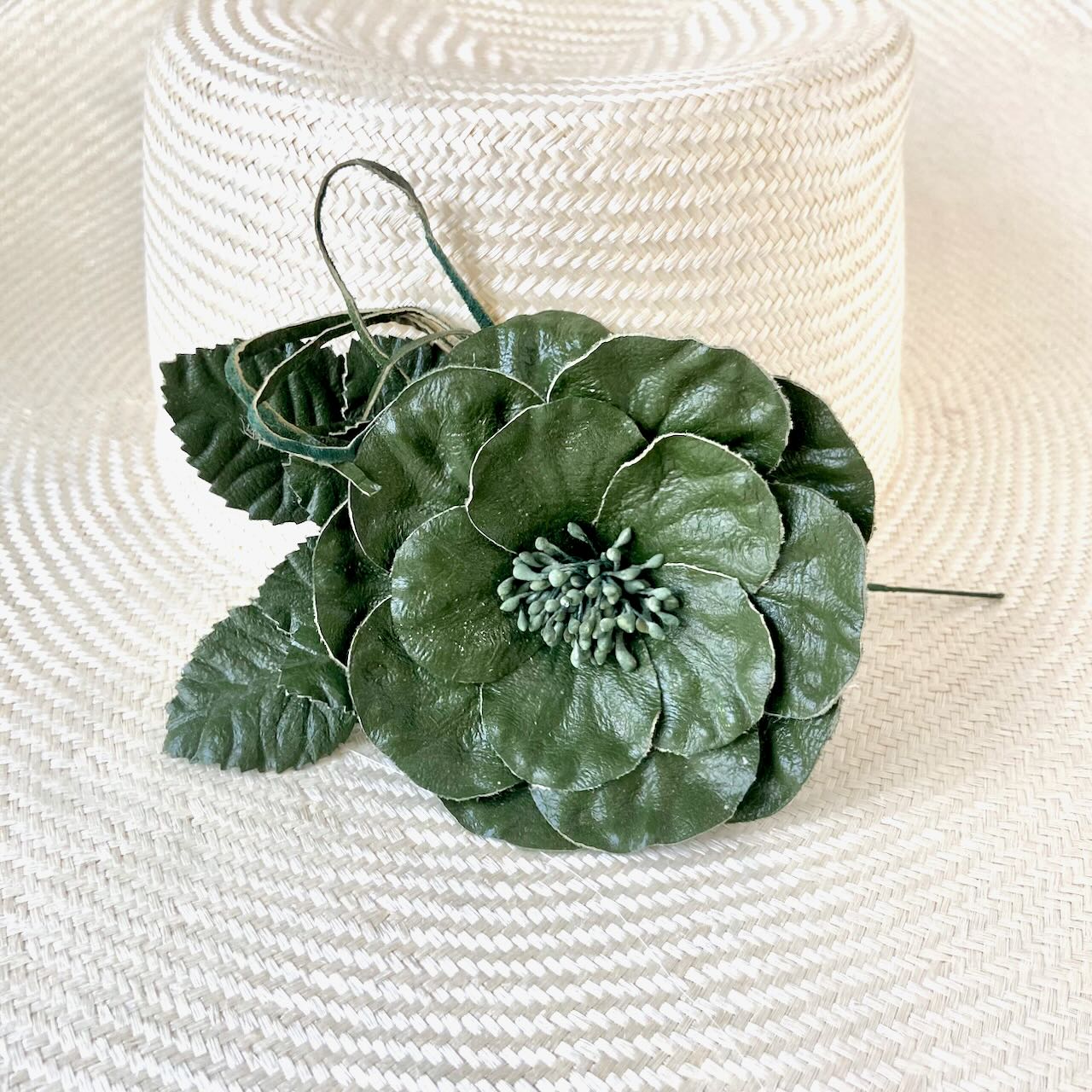 Flat_Leather_Rose_Green