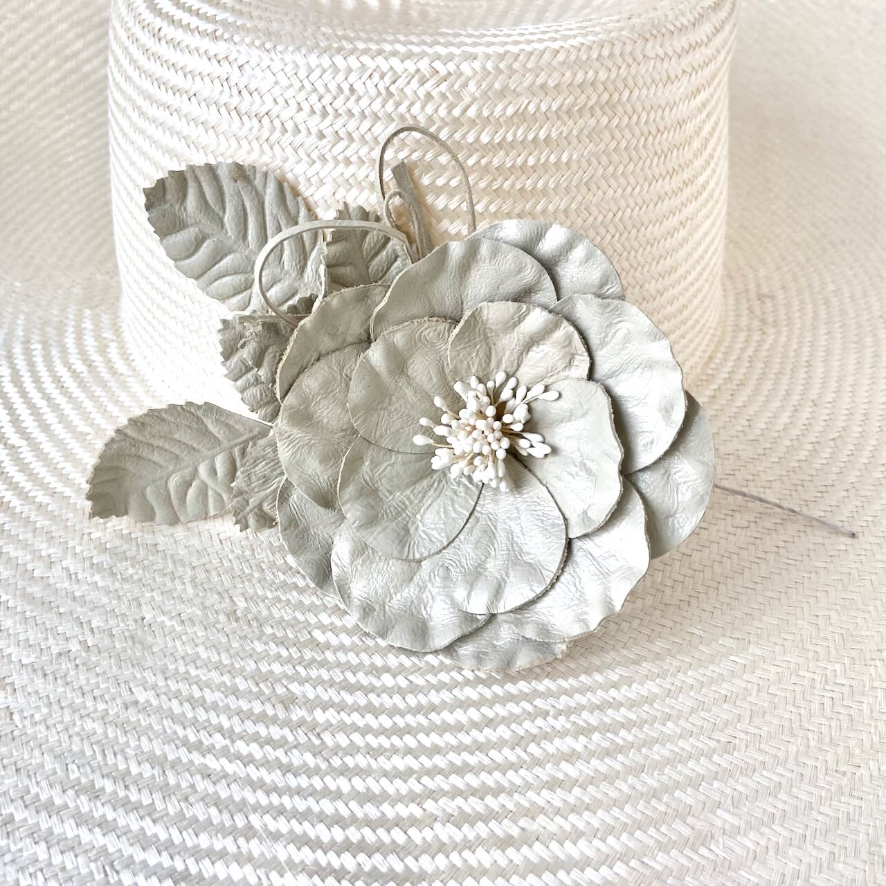 Flat_Leather_Rose_Tan