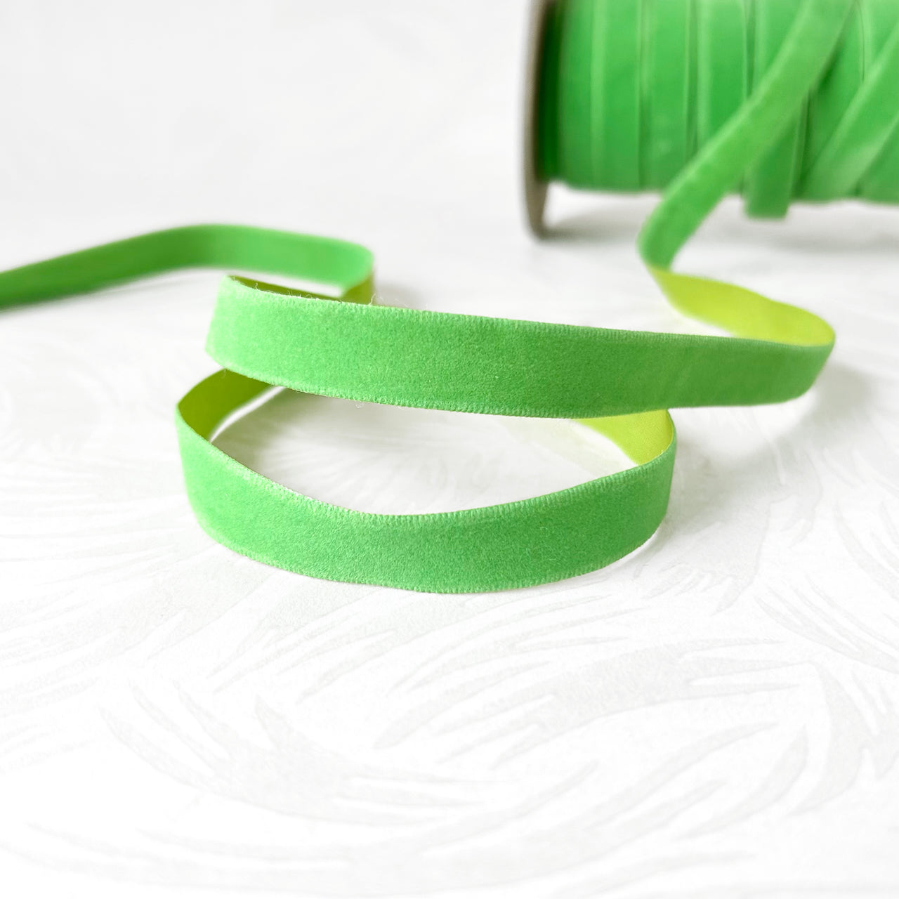 Flat_Velour_Ribbon