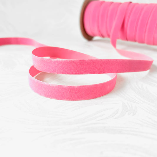 Flat_Velour_Ribbon