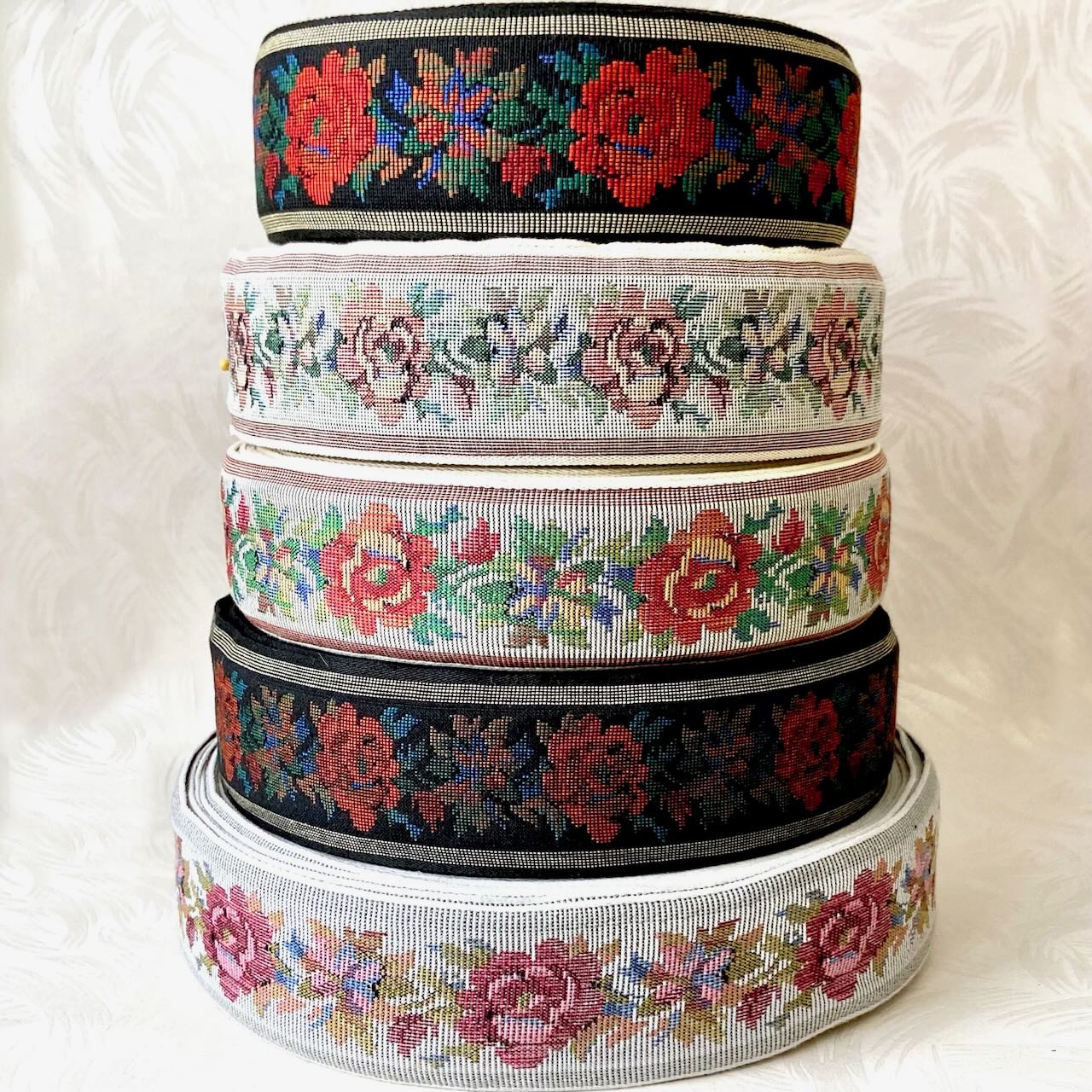 Floral_Tapestry_Jacquard_Ribbon