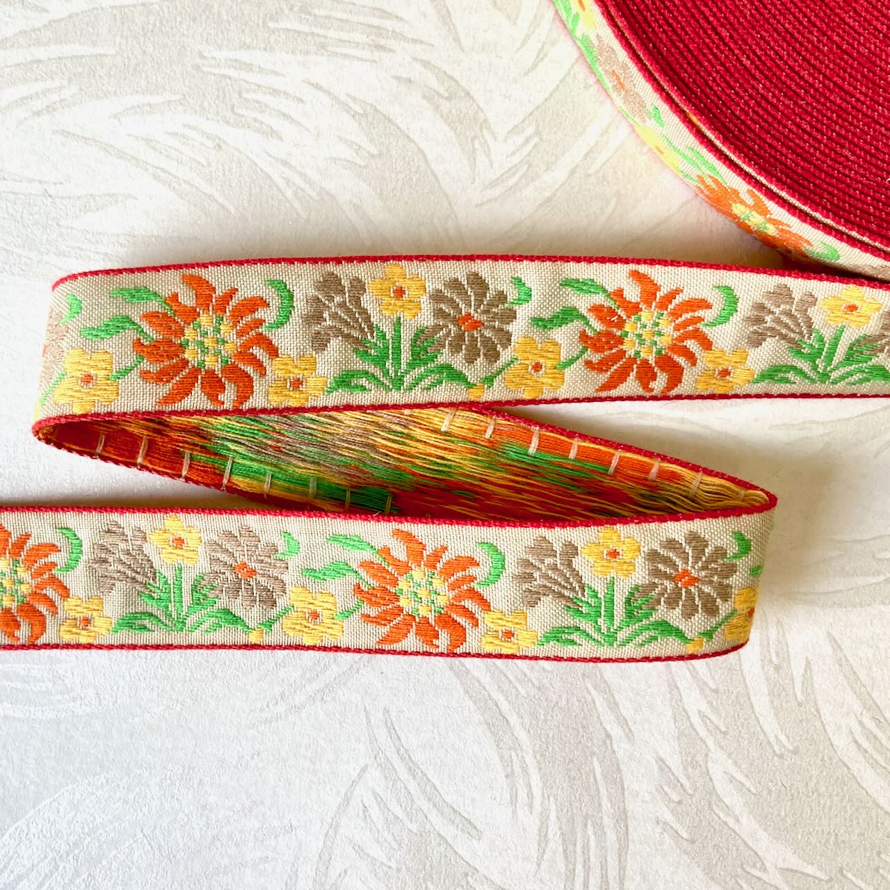 Floral_Bouquet_Jacquard_Ribbon