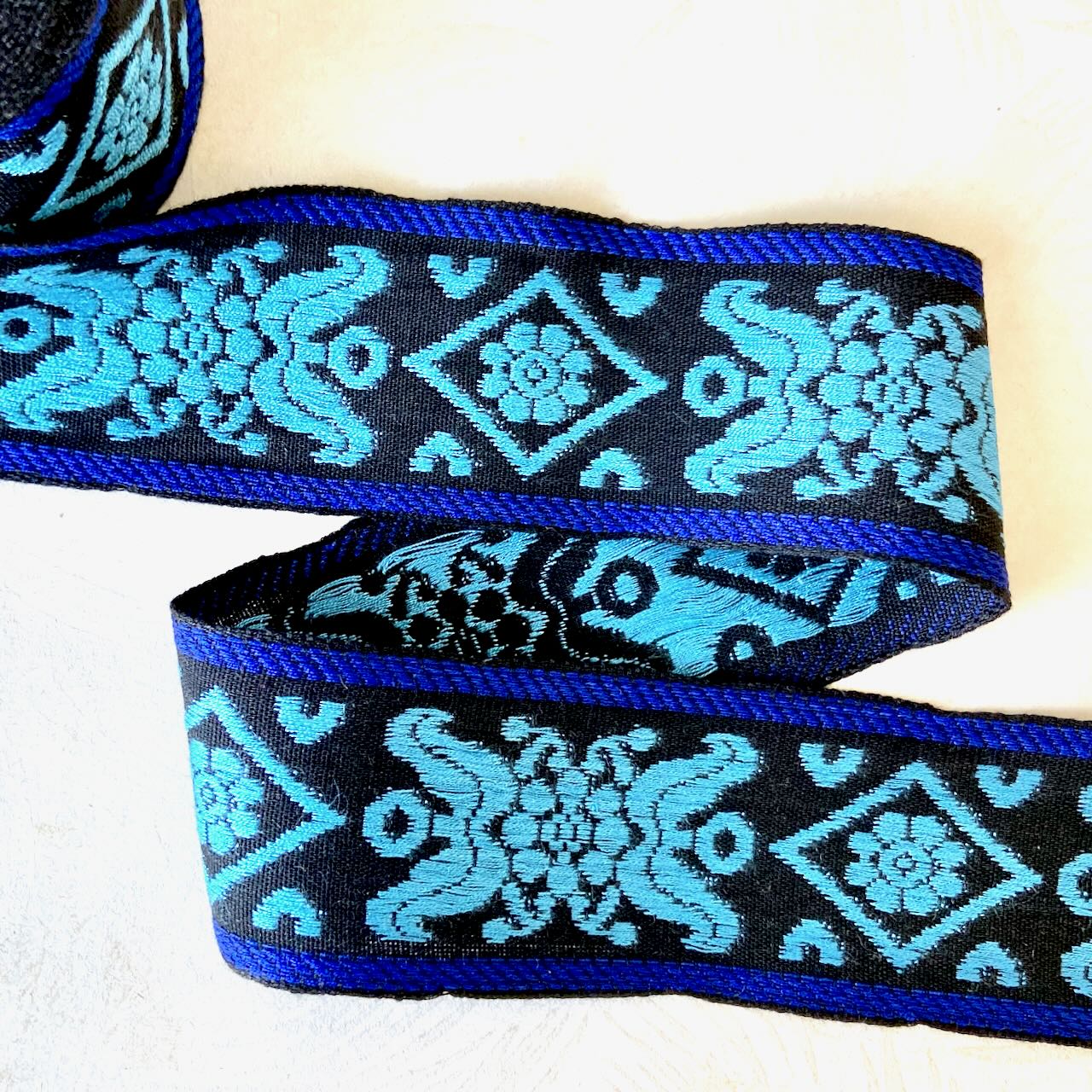 Floral_Diamond_Jacquard_Ribbon