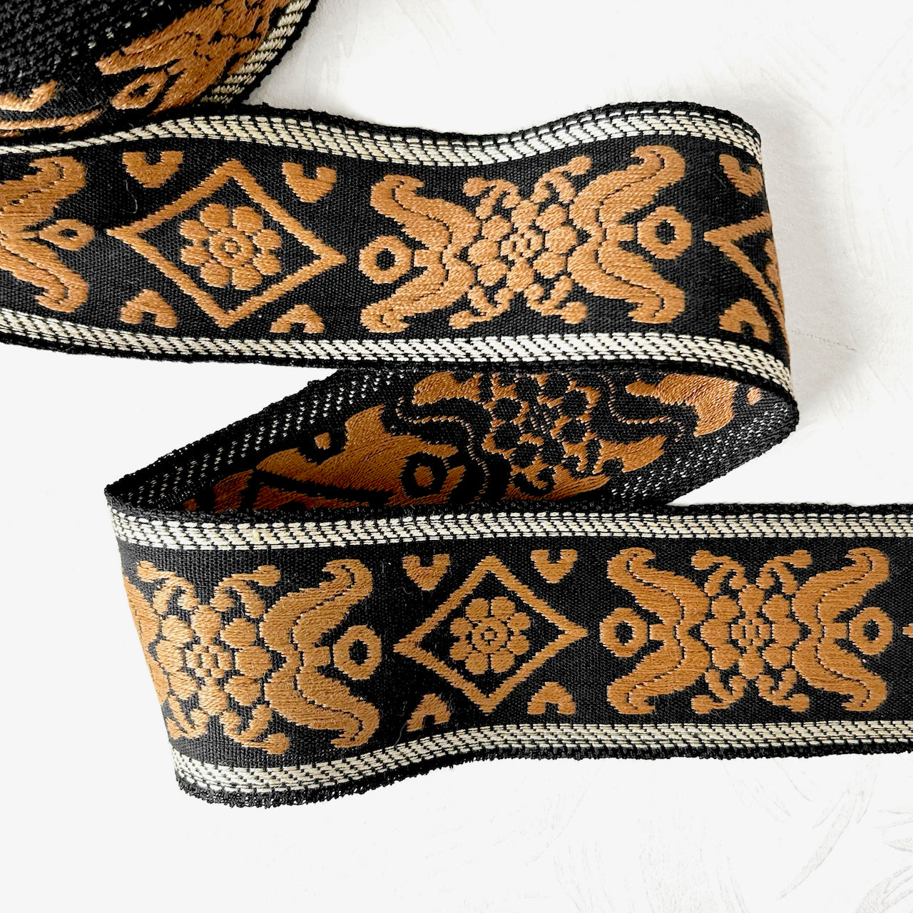 Floral_Diamond_Jacquard_Ribbon