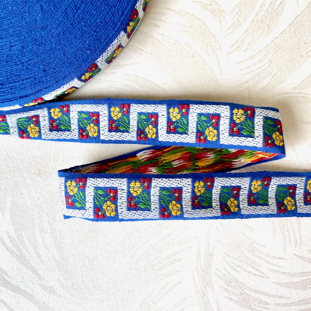 Floral_Greek_Key_Jacquard_Ribbon
