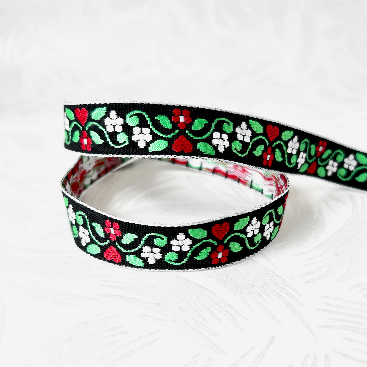 Floral_Heart_Jacquard_Ribbon