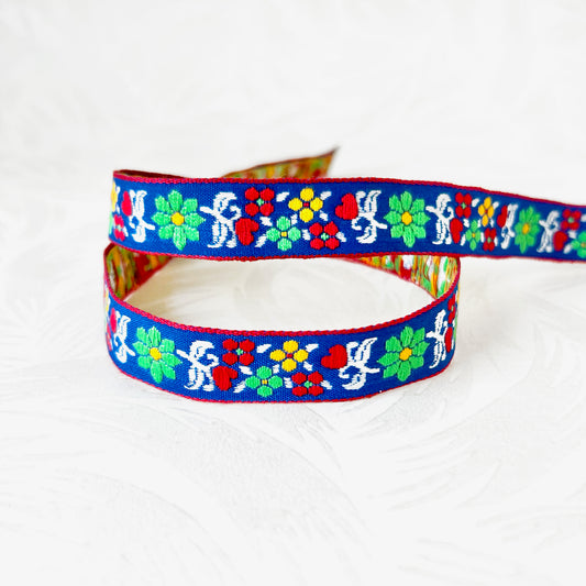 Floral_Heart_Jacquard_Ribbon