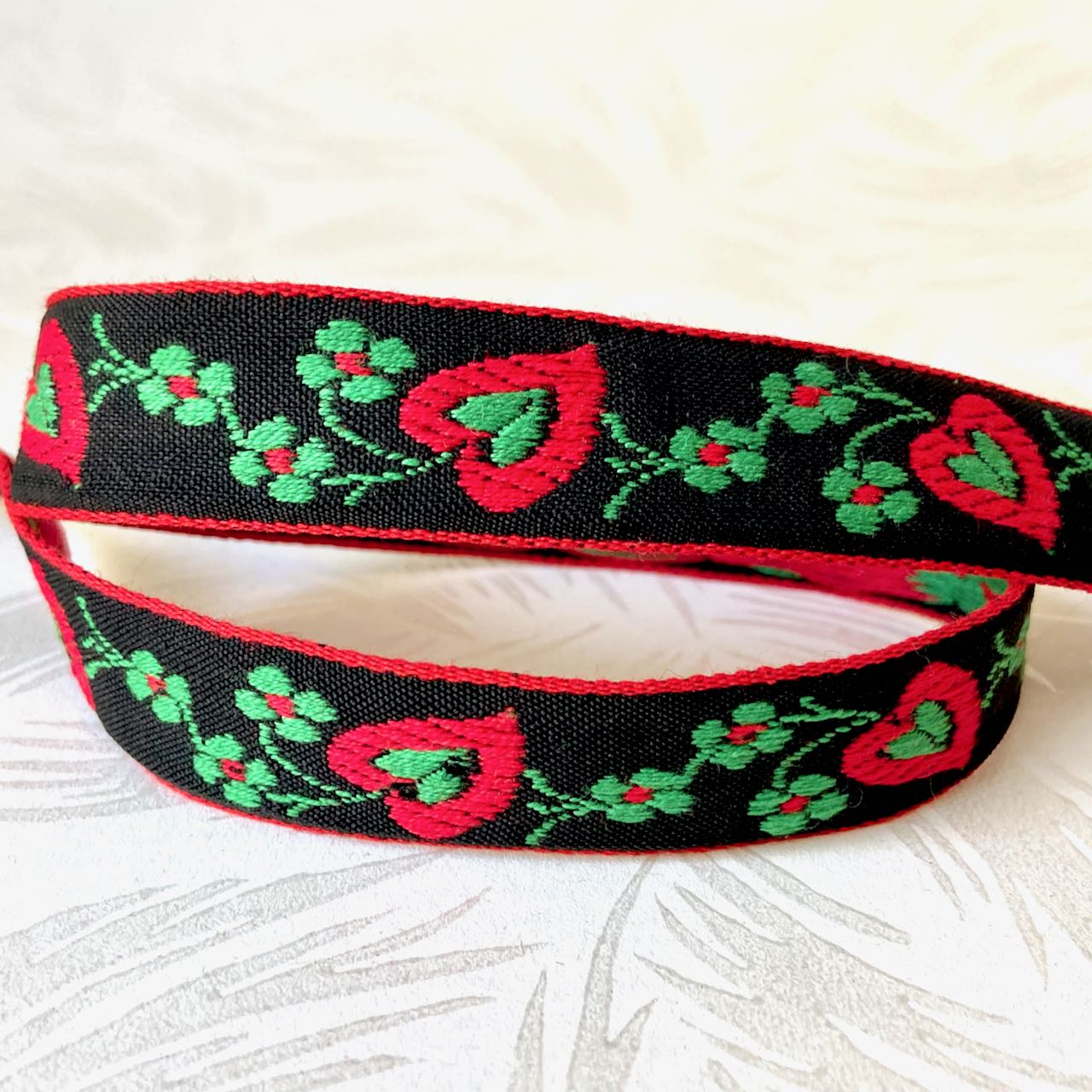 Floral_Hearts_Jacquard_Ribbon