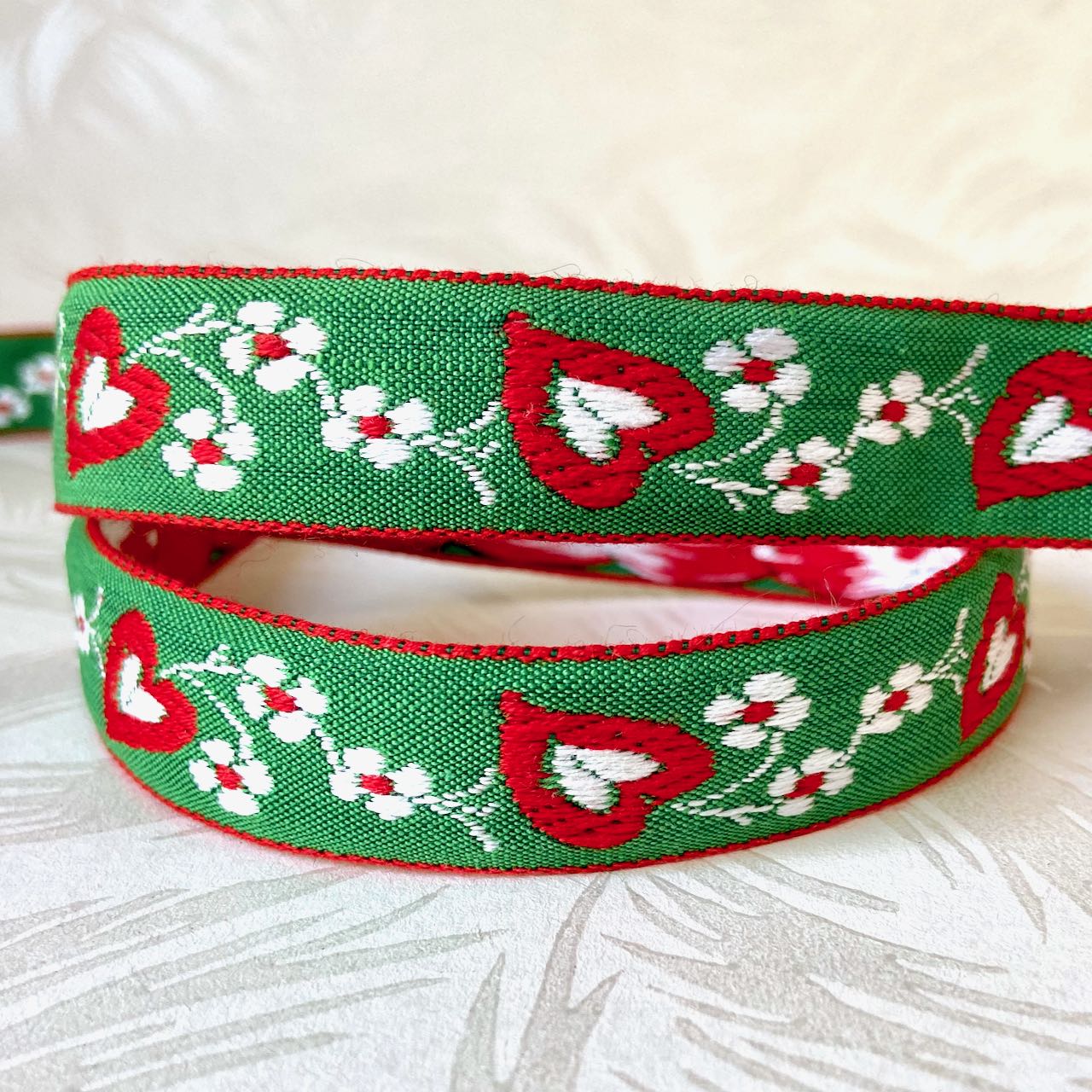 Floral_Hearts_Jacquard_Ribbon