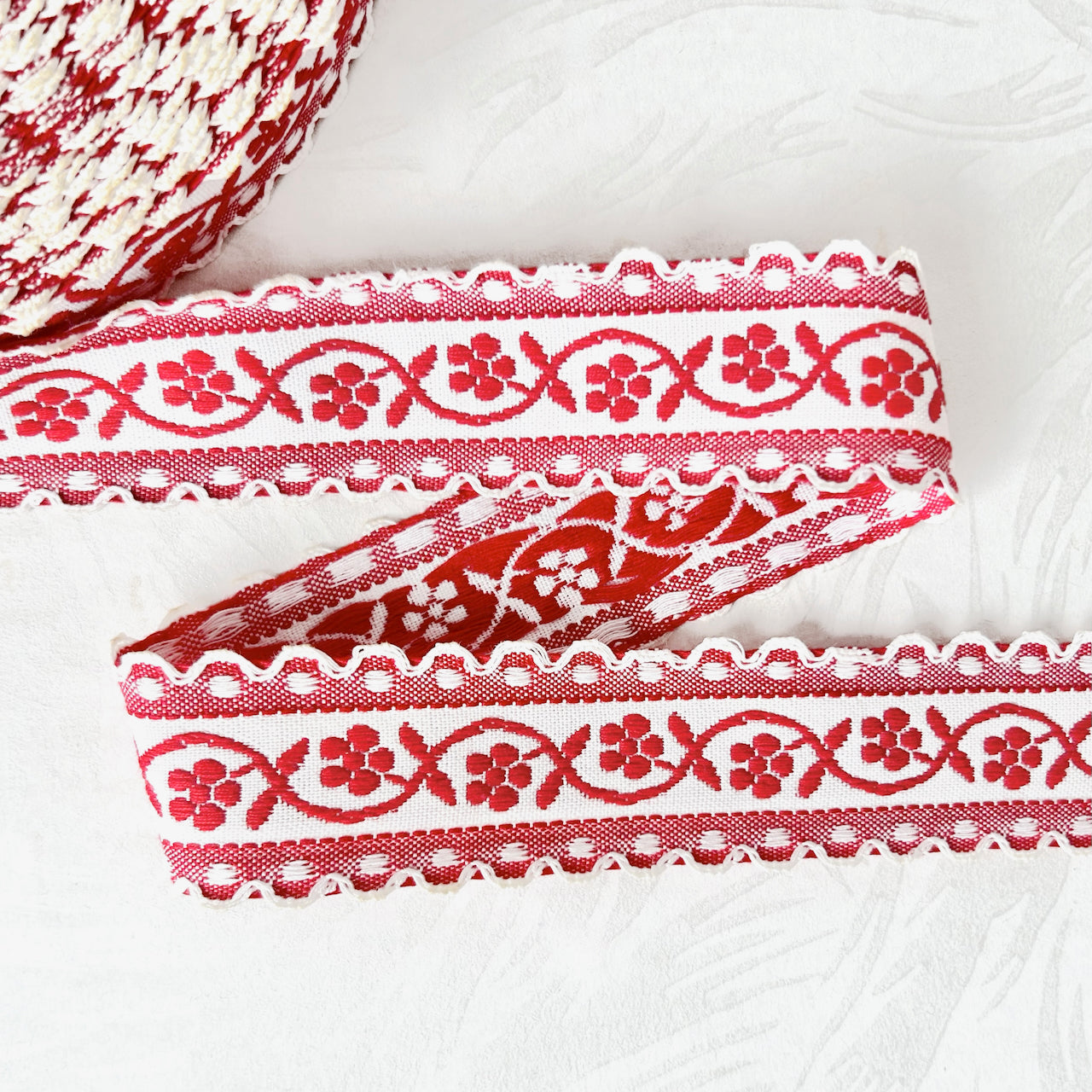 Floral_Jacquard_Ribbon