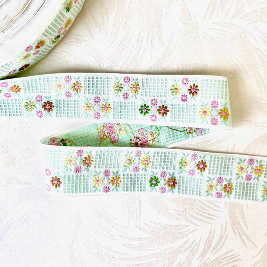 Floral_Jacquard_Ribbon