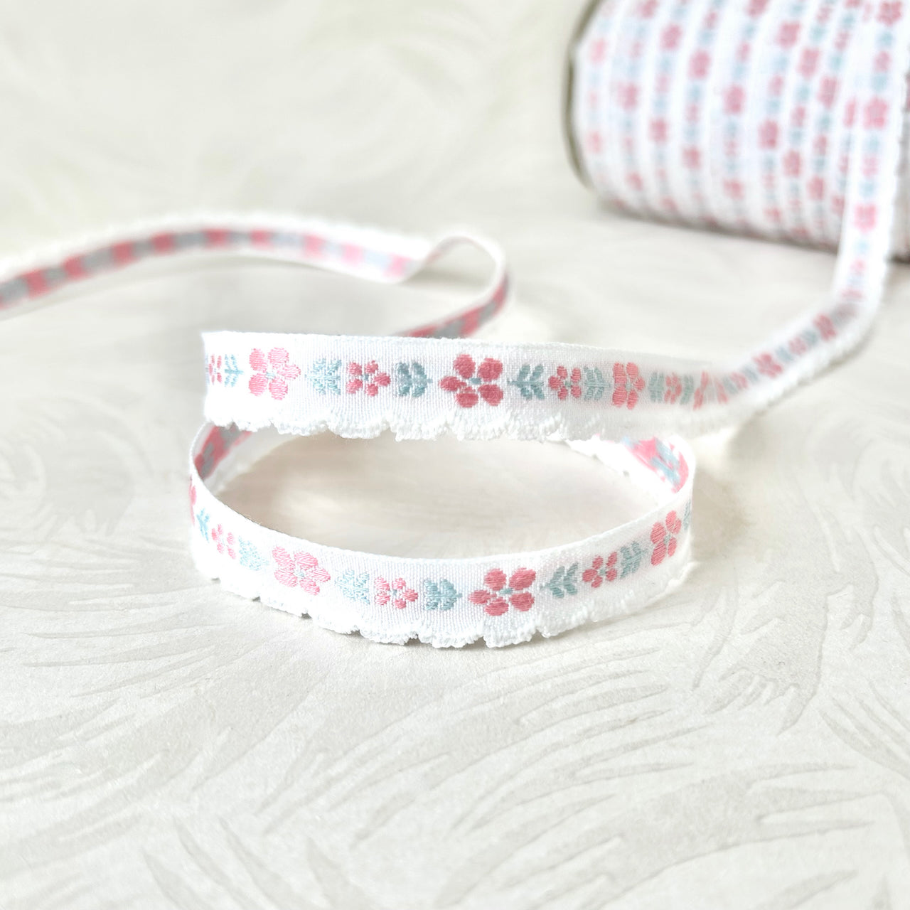 Floral_Jacquard_Ribbon