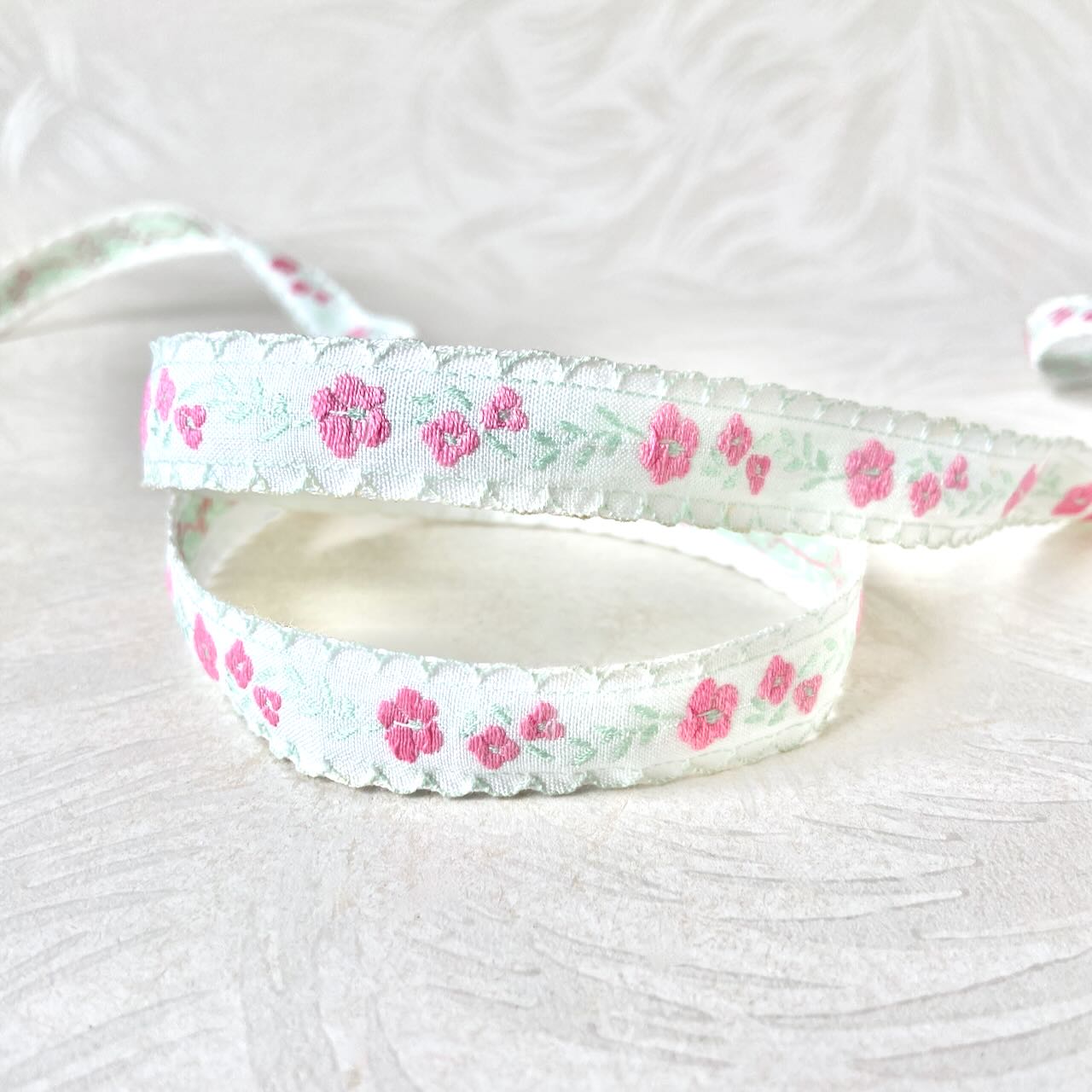 Floral_Jacquard_Ribbon
