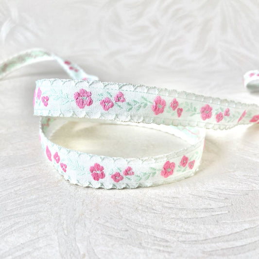 Floral_Jacquard_Ribbon