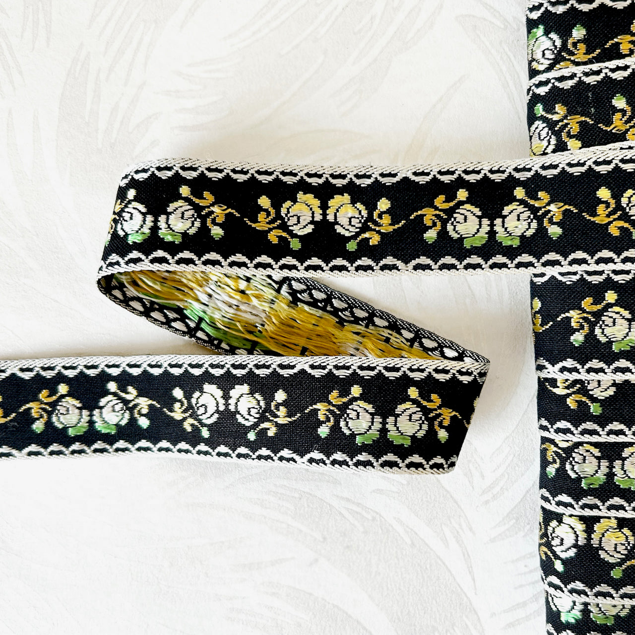 Floral_Jacquard_Ribbon